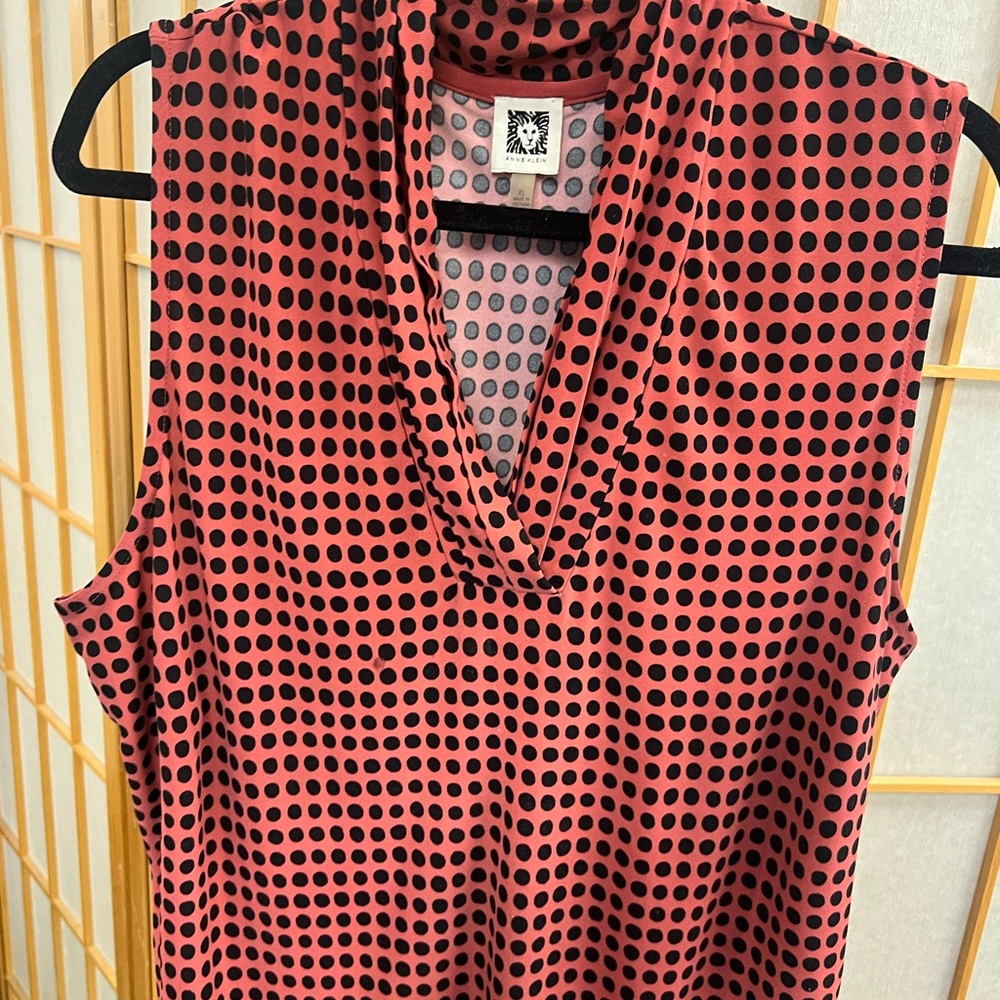 Anne Klein Coral Pink Sleeveless V-Neck Polka Dot Top